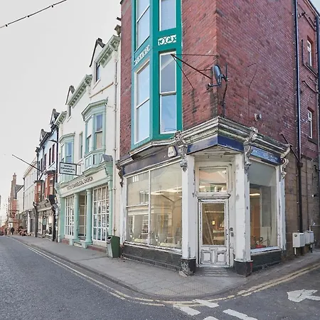 Host & - Abbey Nook * Whitby